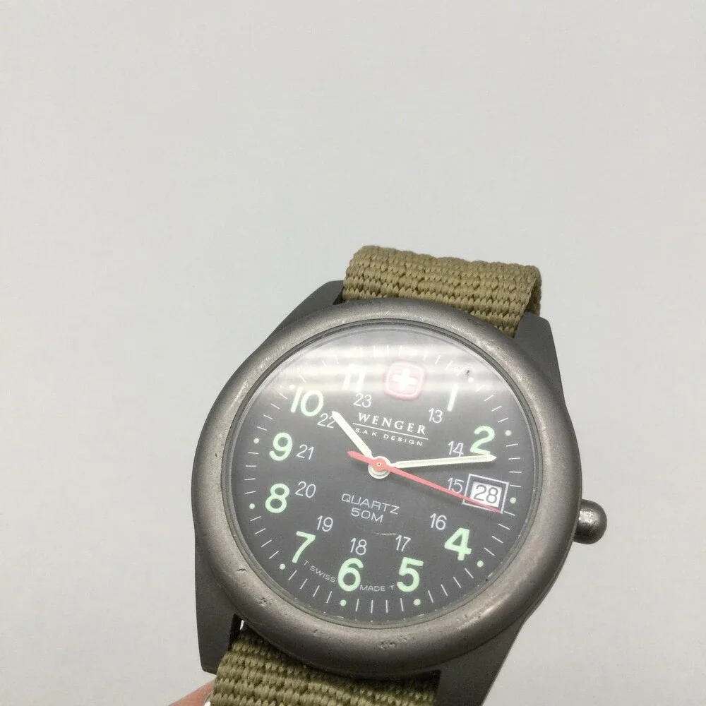 Wenger SAK Design Mens Watch 37mm Black Dial Green Nylon Date Swiss New Battery